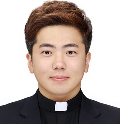김용 미카엘 신부